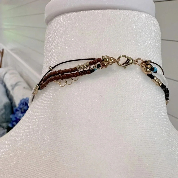 Layered‎ Beaded Necklace - White & Turquoise - Picture 3 of 3